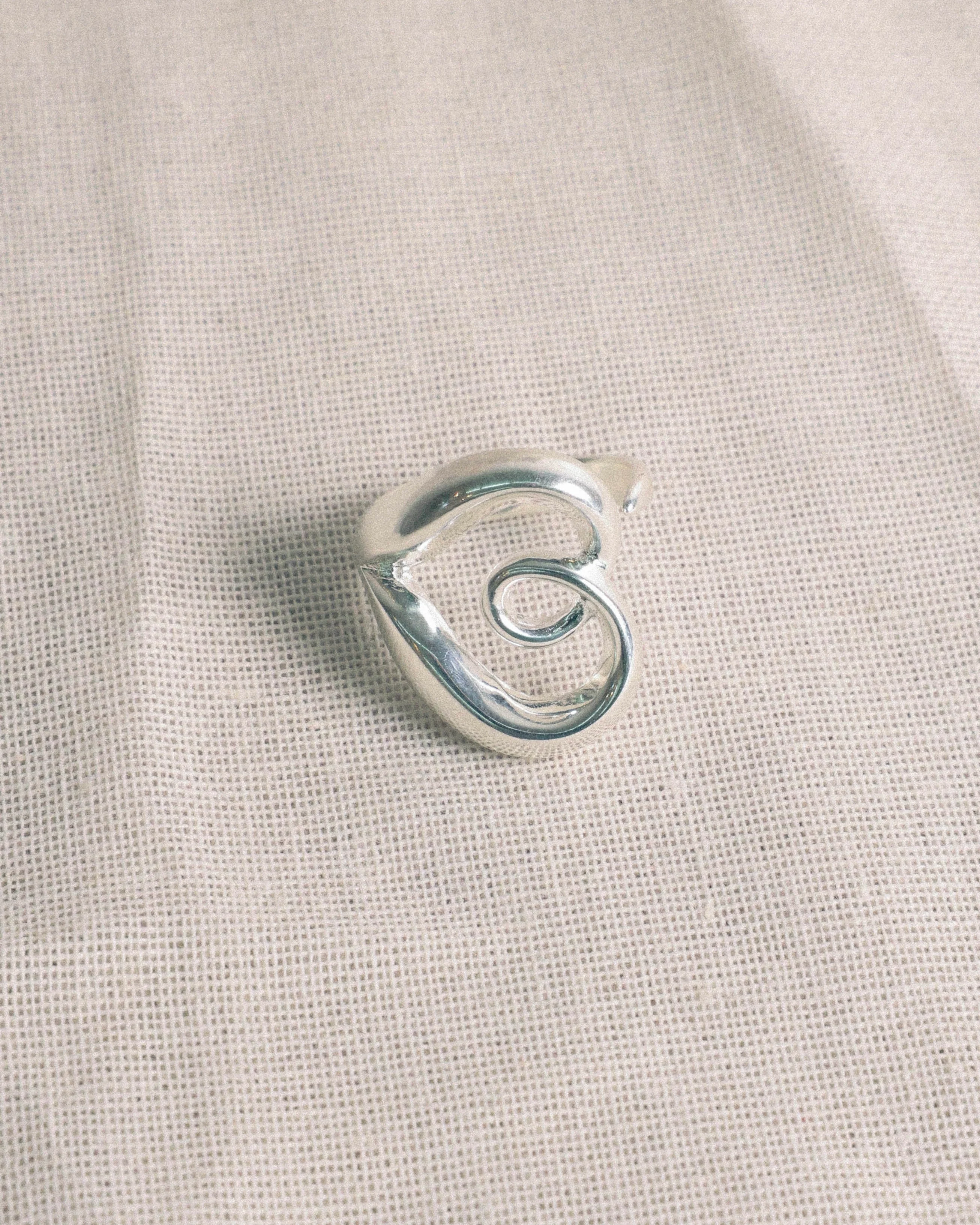 Eli Heart Ring - Image 4