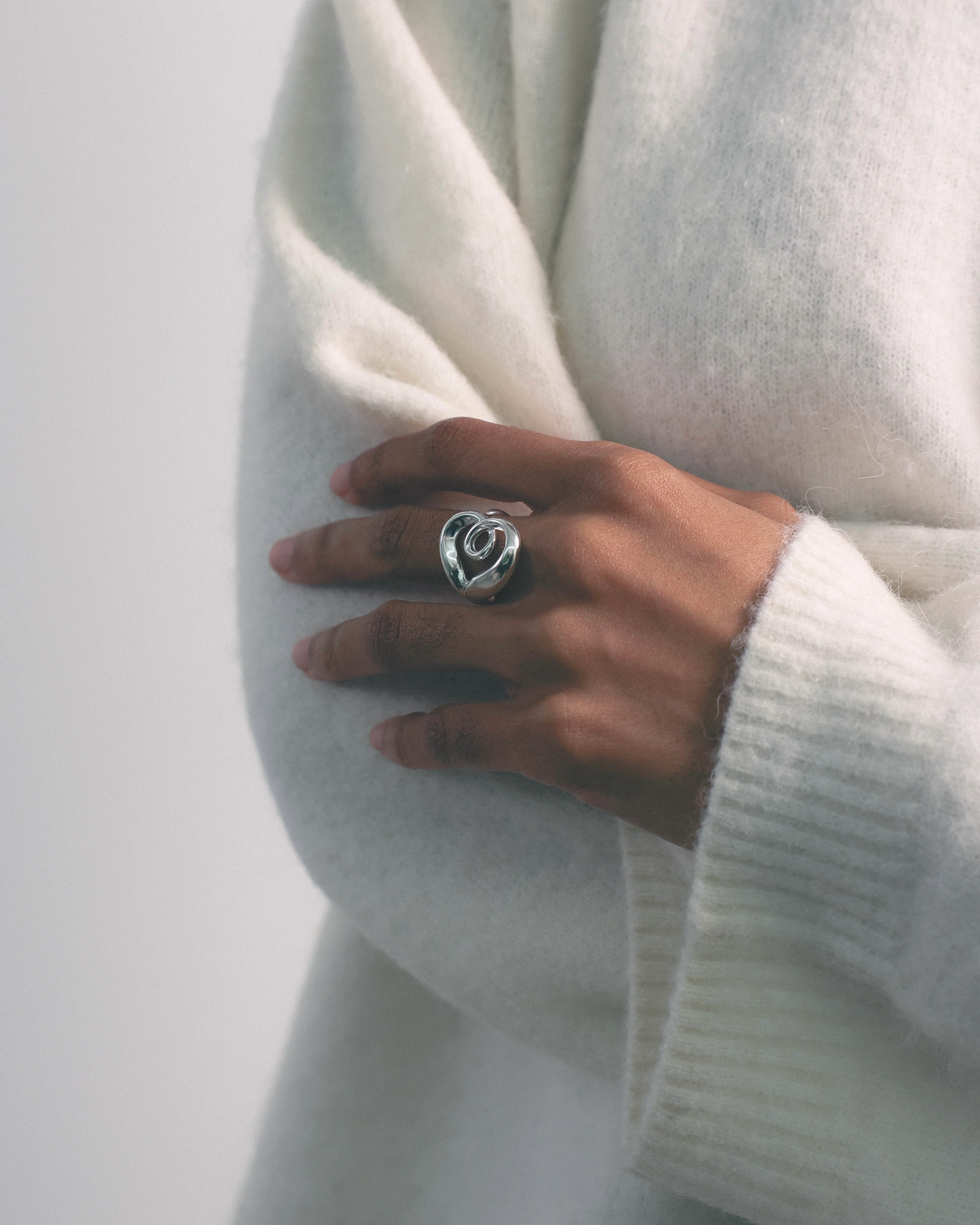 Eli Heart Ring - Image 5