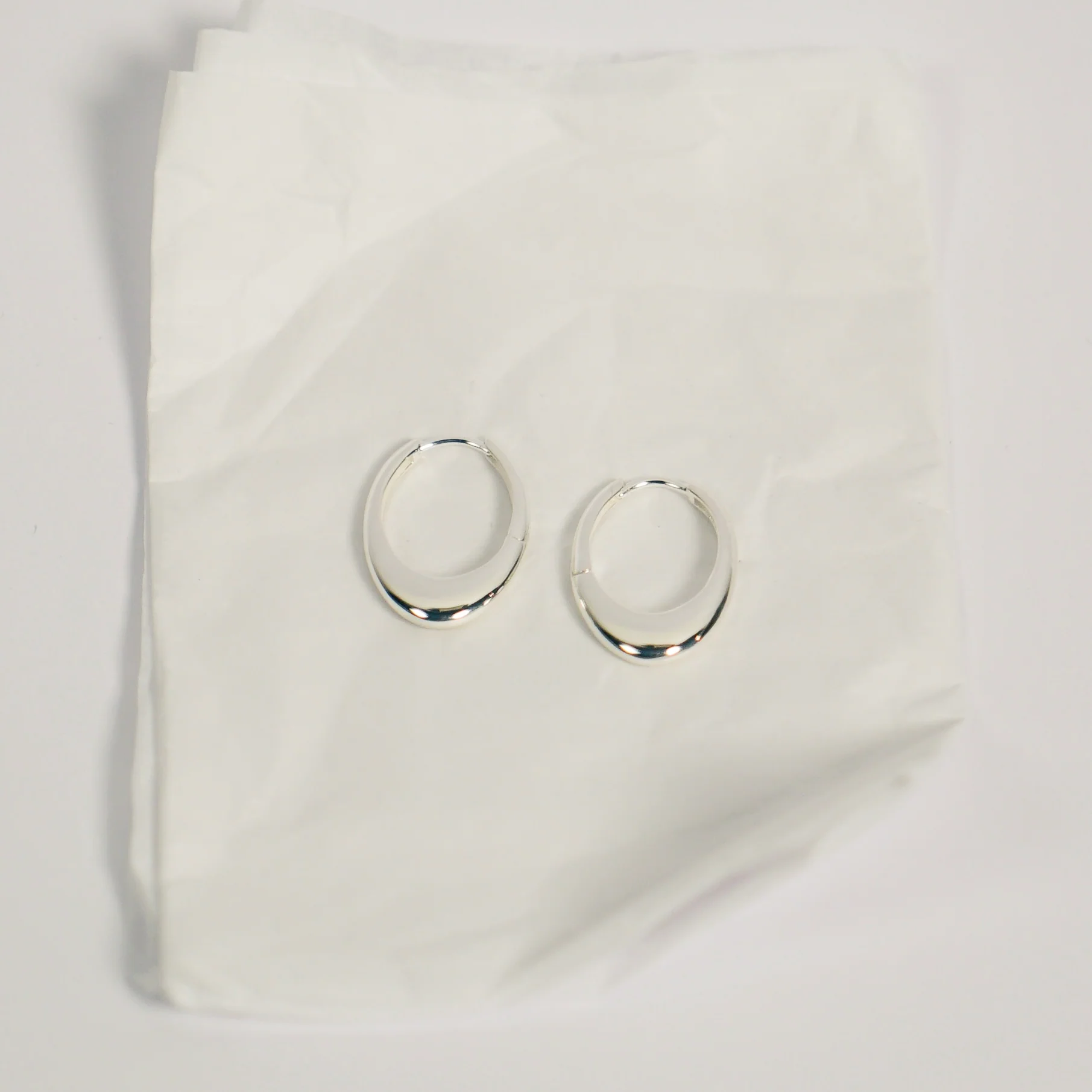 Nora Hoops - Image 5