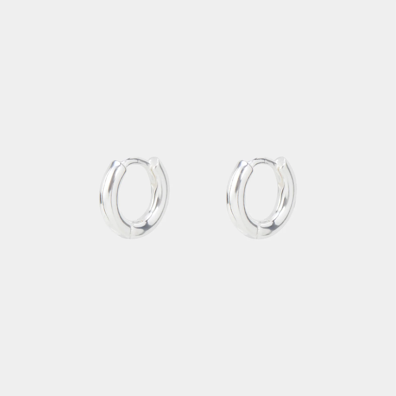 Sammie Hoops Silver - Image 5