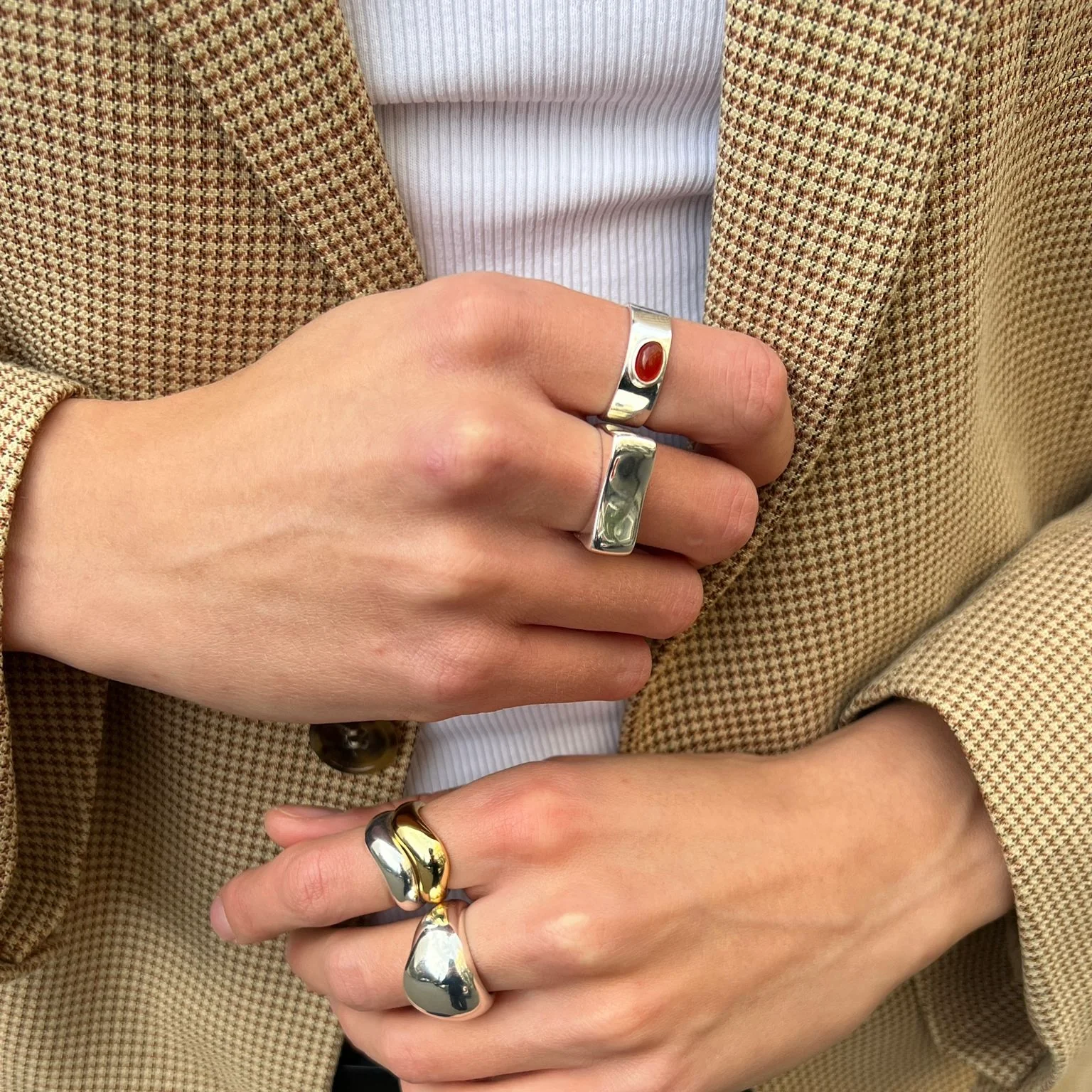 Izzy Ring - Image 4